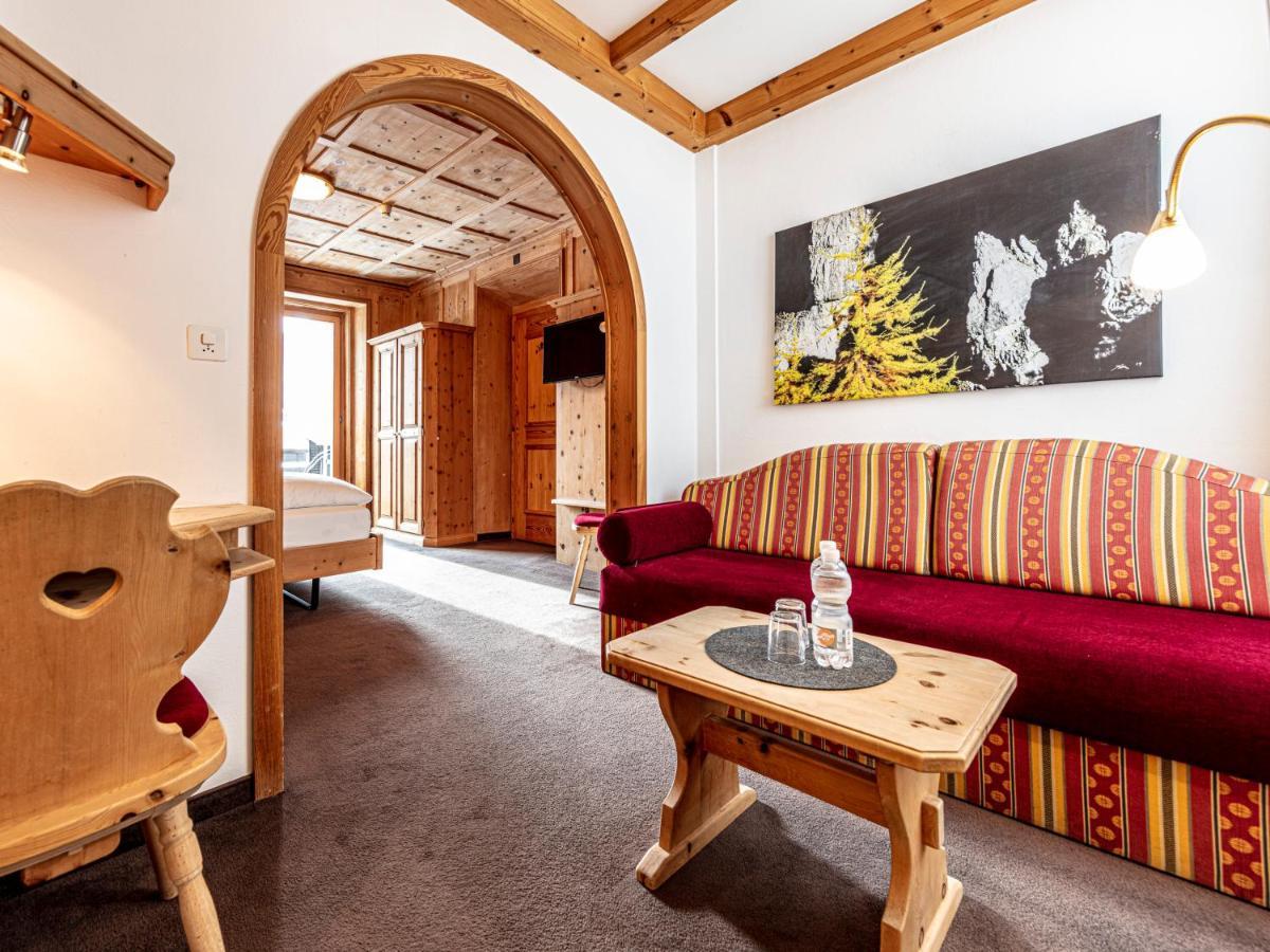 Hotel Filli Scuol Zewnętrze zdjęcie